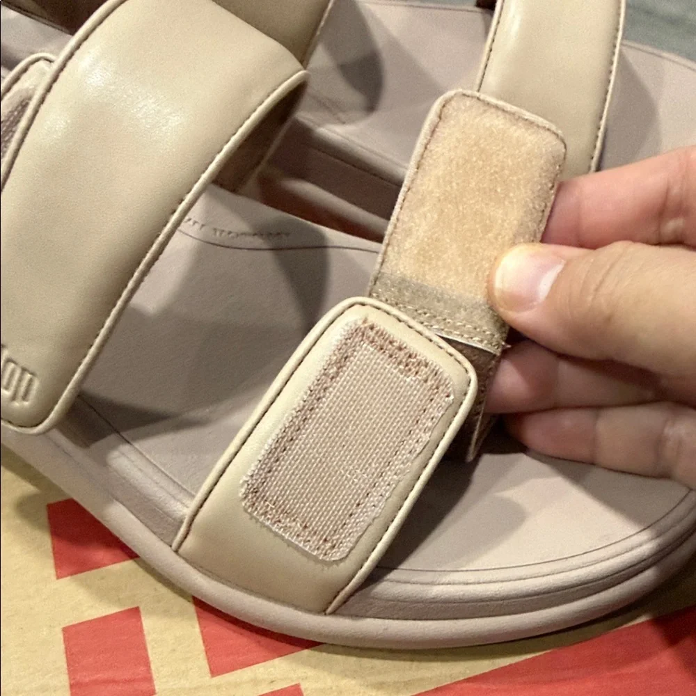 FitFlop, F-Mode Go Adjustable, Beige - Picture 5 of 11